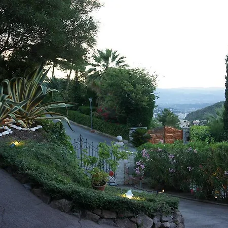 Villa Mia
